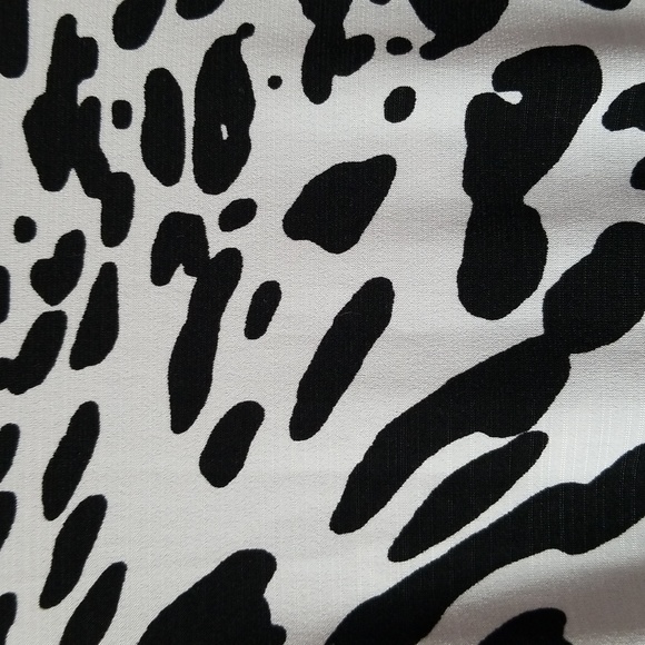 Chime Black and white Dress - Picture 8 of 10